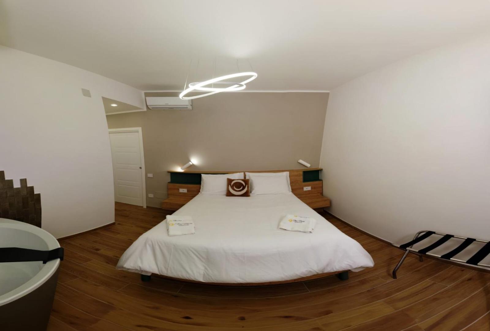 Apartamento Three Moons Boutique House/Calypso Salerno Exterior foto