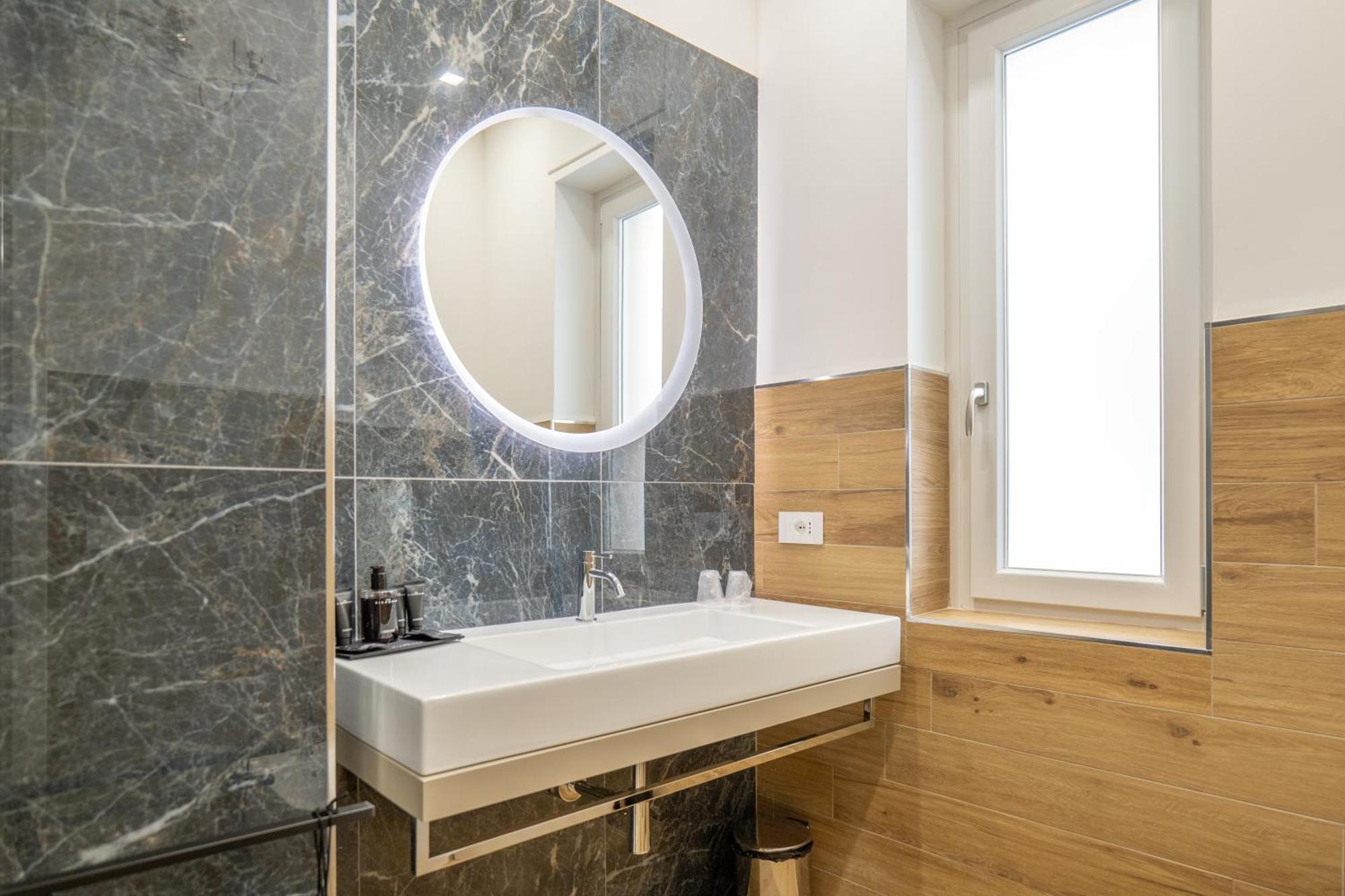 Apartamento Three Moons Boutique House/Calypso Salerno Exterior foto